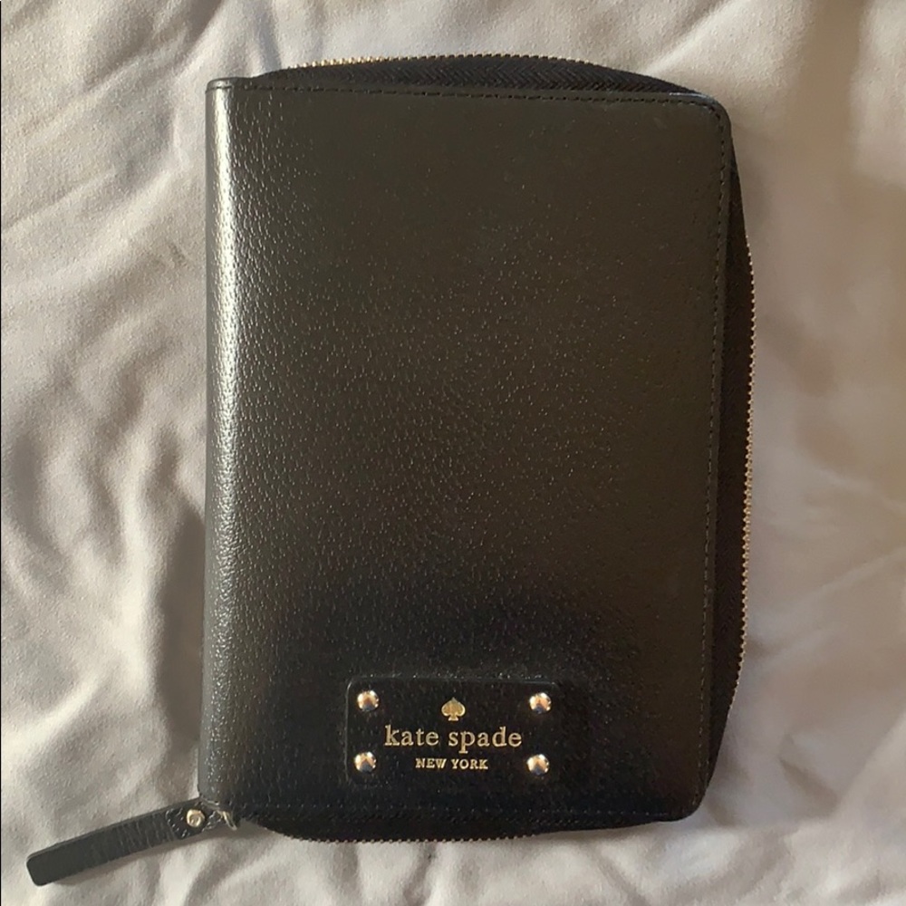 Black Kate Spade Wellesley Planner